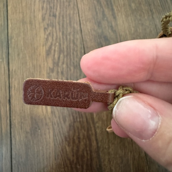 KARÜN Unisex Puelo Sunglasses (with case + sunglass strap) - Picture 5 of 12